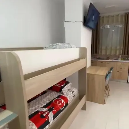 بيت ضيافة Amelia's House Shëngjin