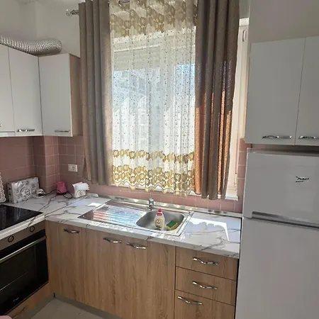 Amelia's House Casa de hóspedes Shëngjin