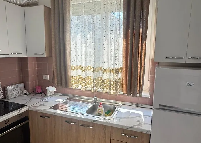 Amelia's House 招待所 Shëngjin